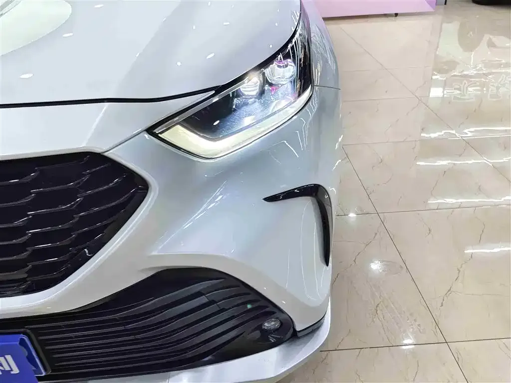 Toyota Crown Kluger 2024 из CN, фото 7