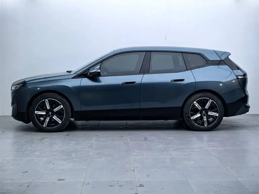 BMW iX 2023 из CN, фото 5