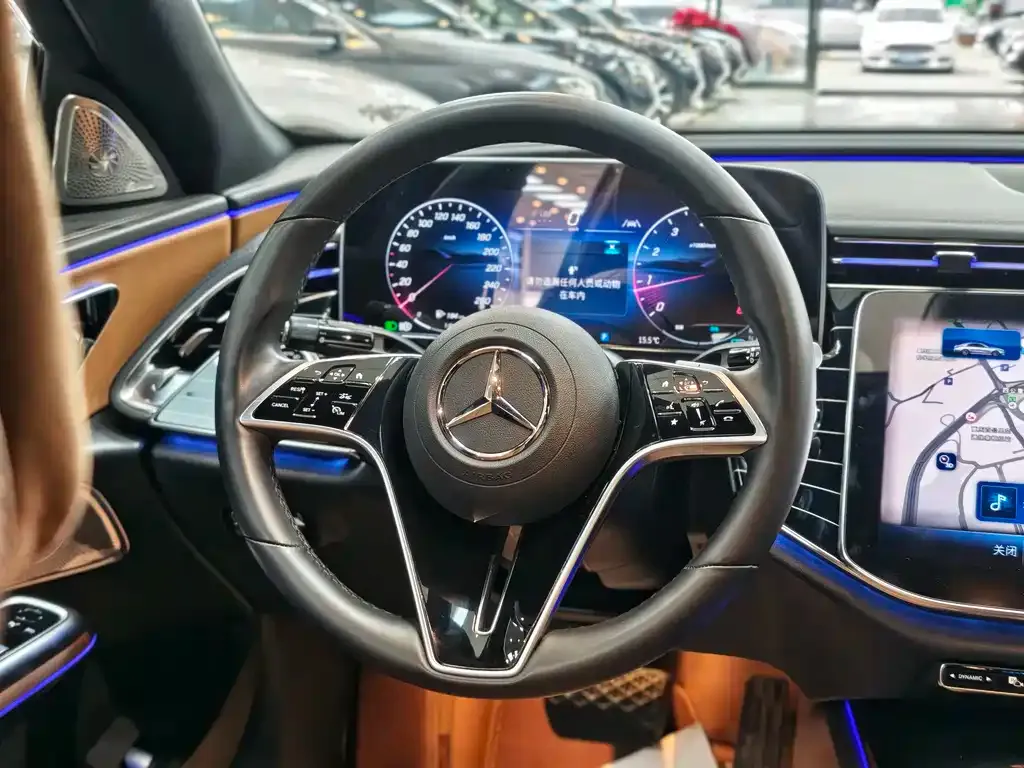 Mercedes-Benz E-Class 2024 из CN, фото 4