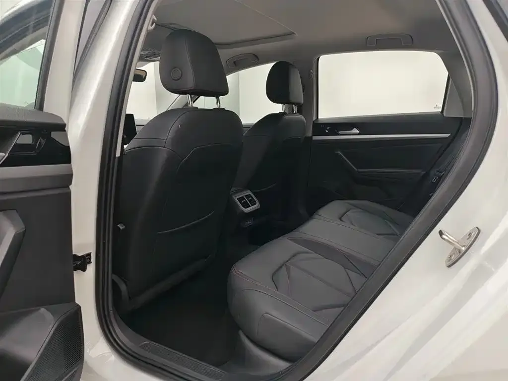 Volkswagen Lavida 2024 из CN, фото 8