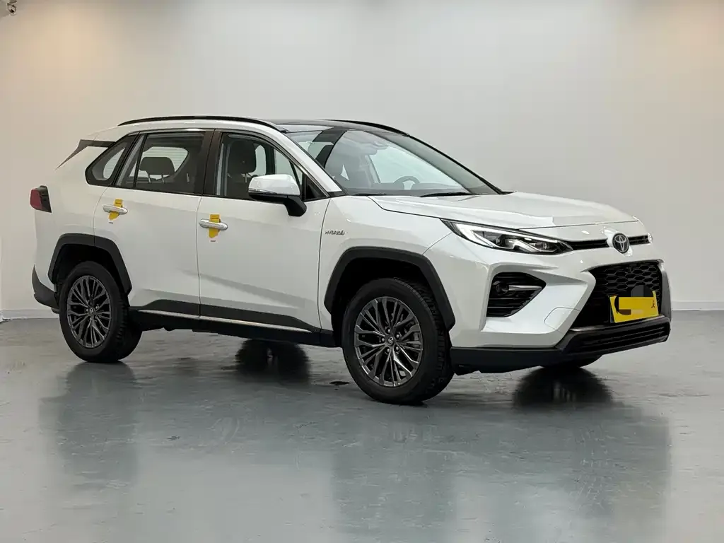 Toyota Wildlander 2023 из CN, фото 3