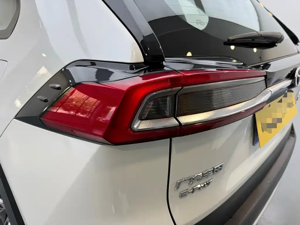 Toyota Wildlander 2023 из CN, фото 9