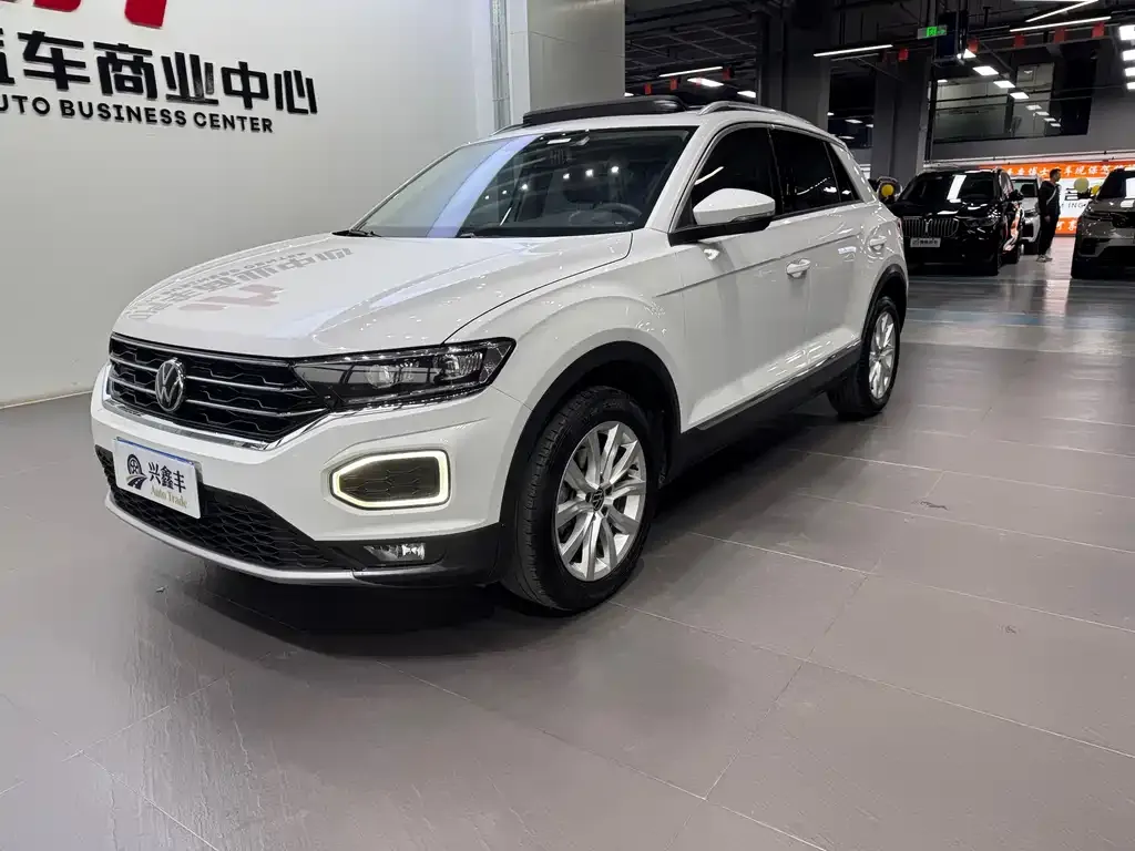 Volkswagen T-Roc 2021 из CN, фото 1