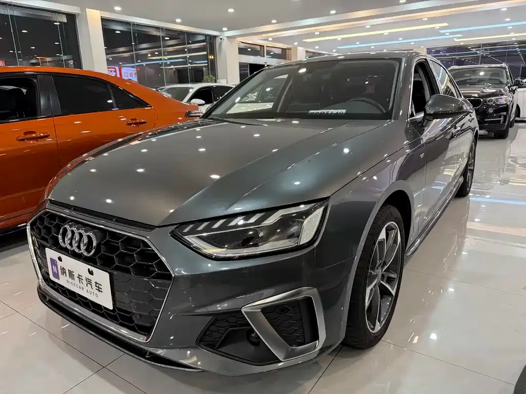 Audi A4L 2021 из CN, фото 1