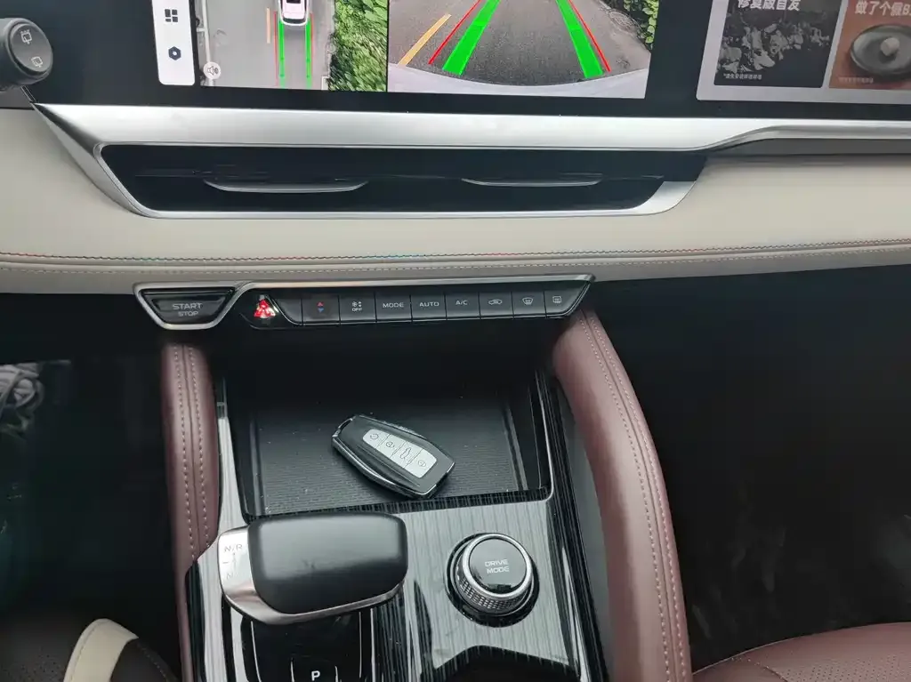 Geely Xingyue L 2024 из CN, фото 9