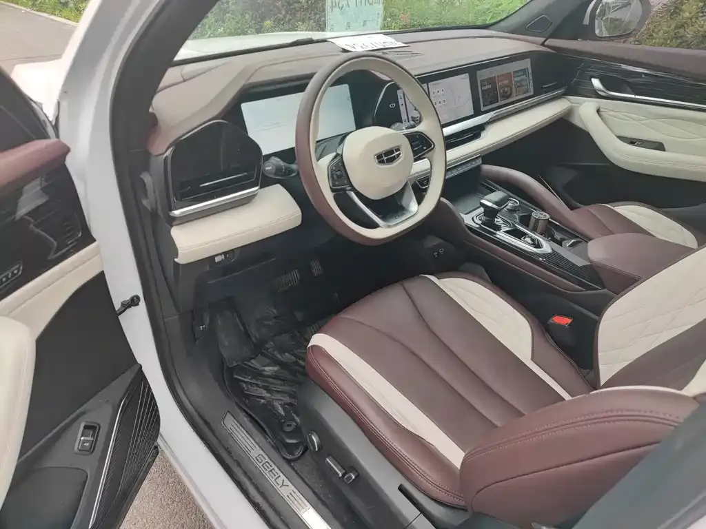 Geely Xingyue L 2024 из CN, фото 2