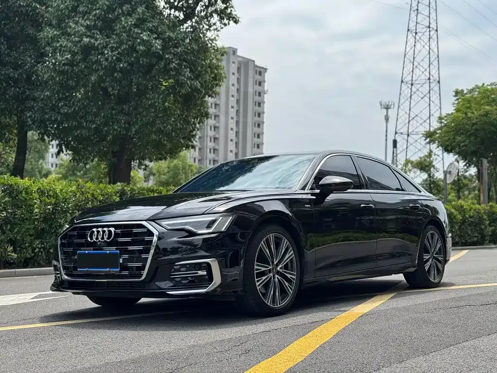 Audi A6L 2023 из CN, фото 1