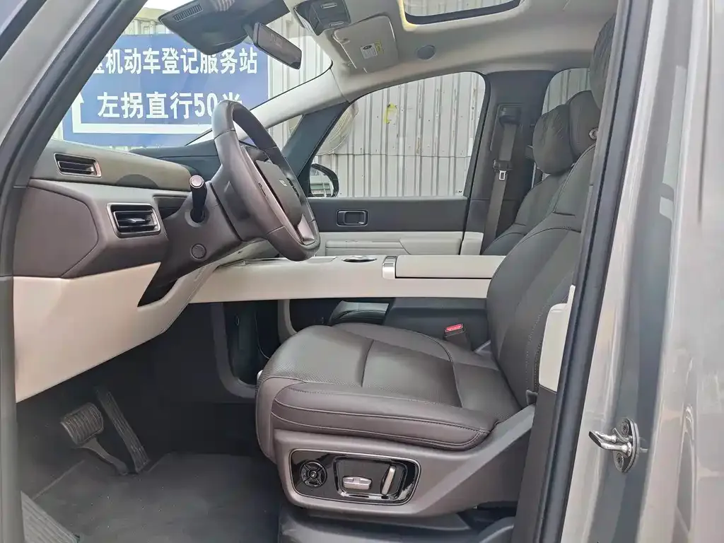 Li Auto MEGA 2024 из CN, фото 5