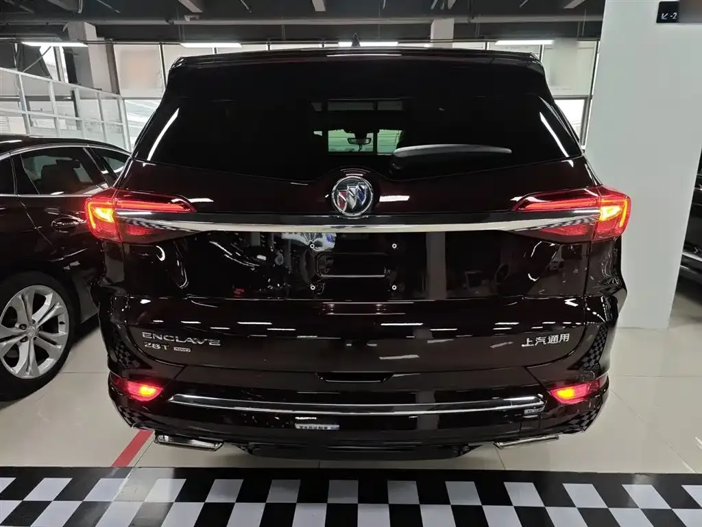 Buick Enclave 2021 из CN, фото 8