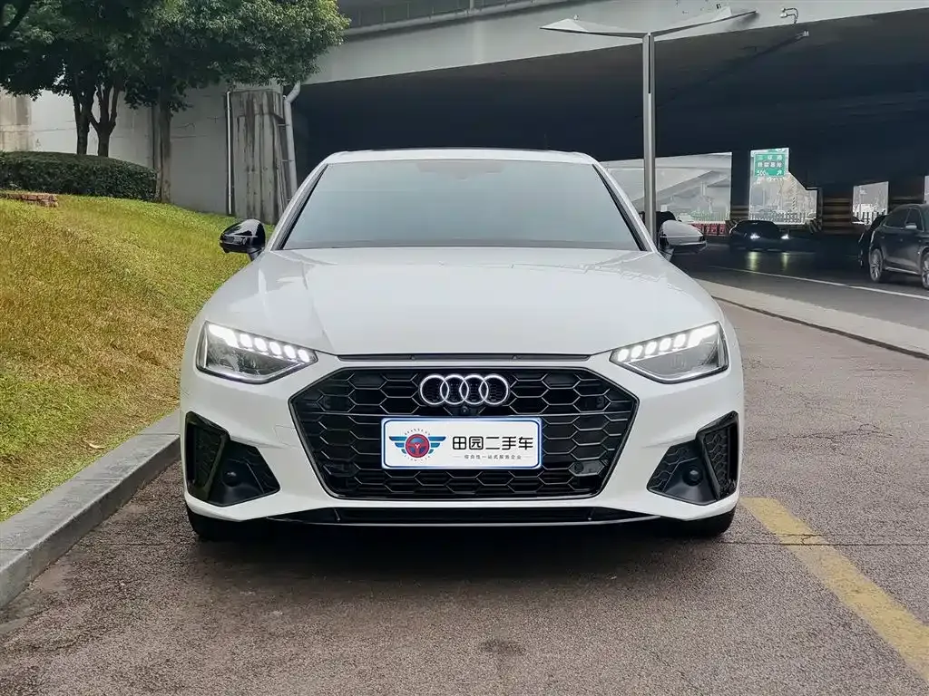 Audi A4L 2024 из CN, фото 9