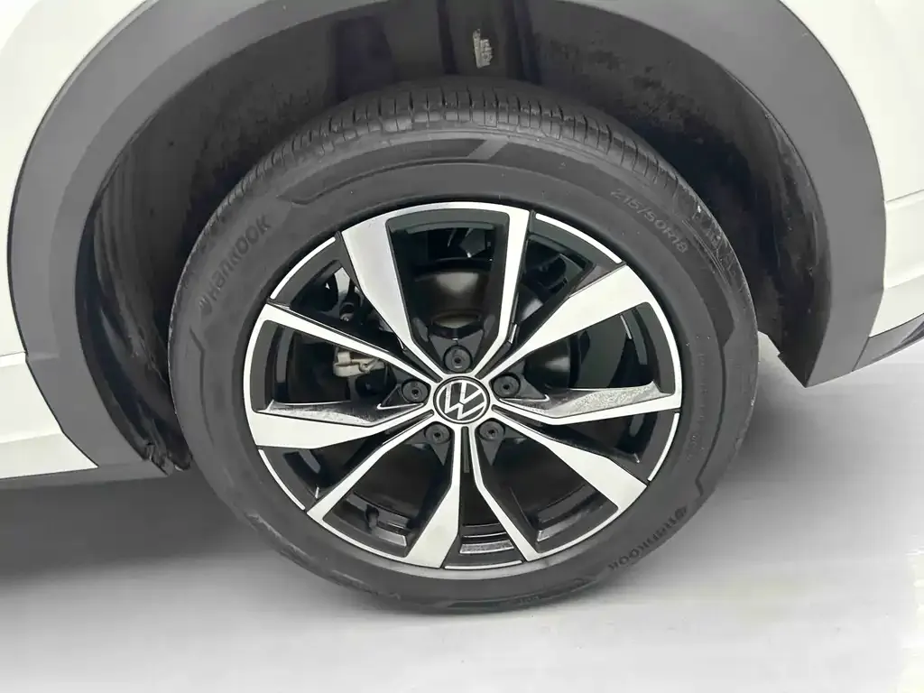 Volkswagen T-Roc 2023 из CN, фото 5