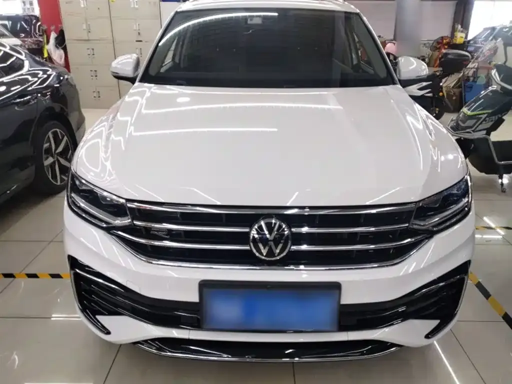 Volkswagen Tiguan L 2022 из CN, фото 6