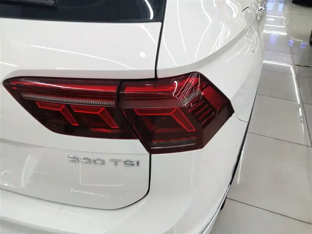 Volkswagen Tiguan L 2022 из CN, фото 5