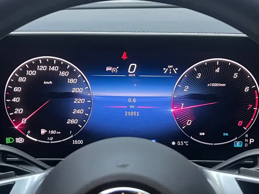 Mercedes-Benz GLC 2024 из CN, фото 10