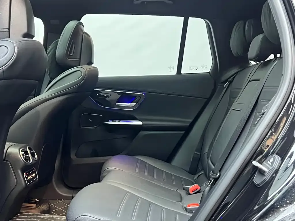 Mercedes-Benz GLC 2024 из CN, фото 7