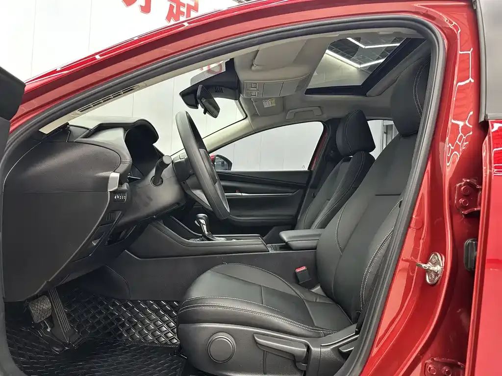 Mazda 3 Axela 2021 из CN, фото 7