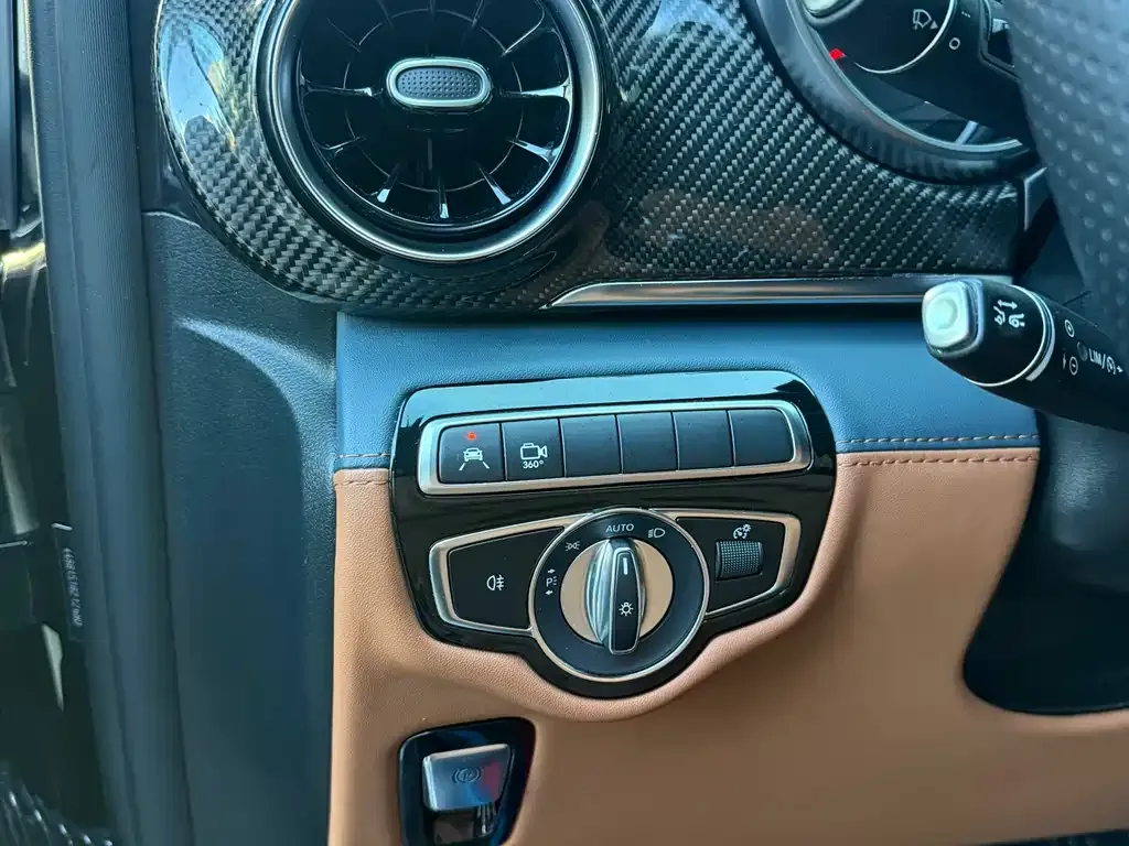 Mercedes-Benz V-Class 2024 из CN, фото 3