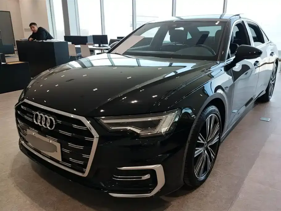 Audi A6L 2025 из CN, фото 1