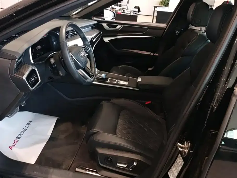 Audi A6L 2025 из CN, фото 7