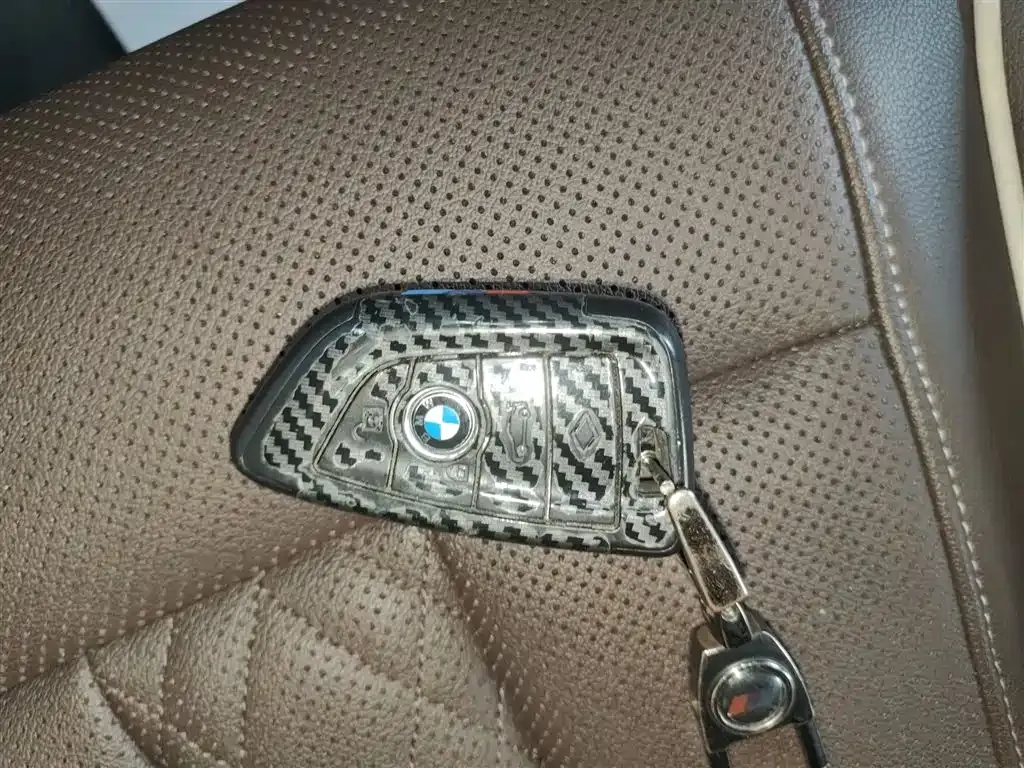 BMW 5 Series 2023 из CN, фото 7