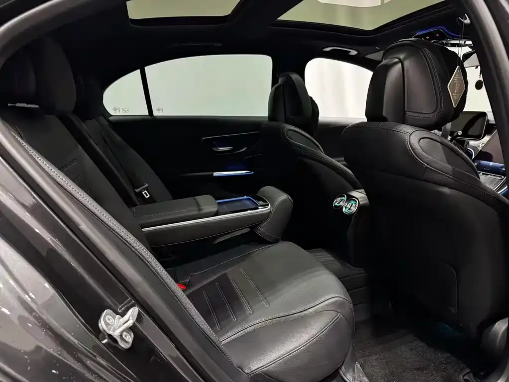 Mercedes-Benz C-Class 2025 из CN, фото 8