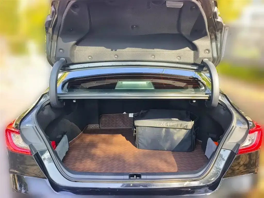 Toyota Camry 2025 из CN, фото 10