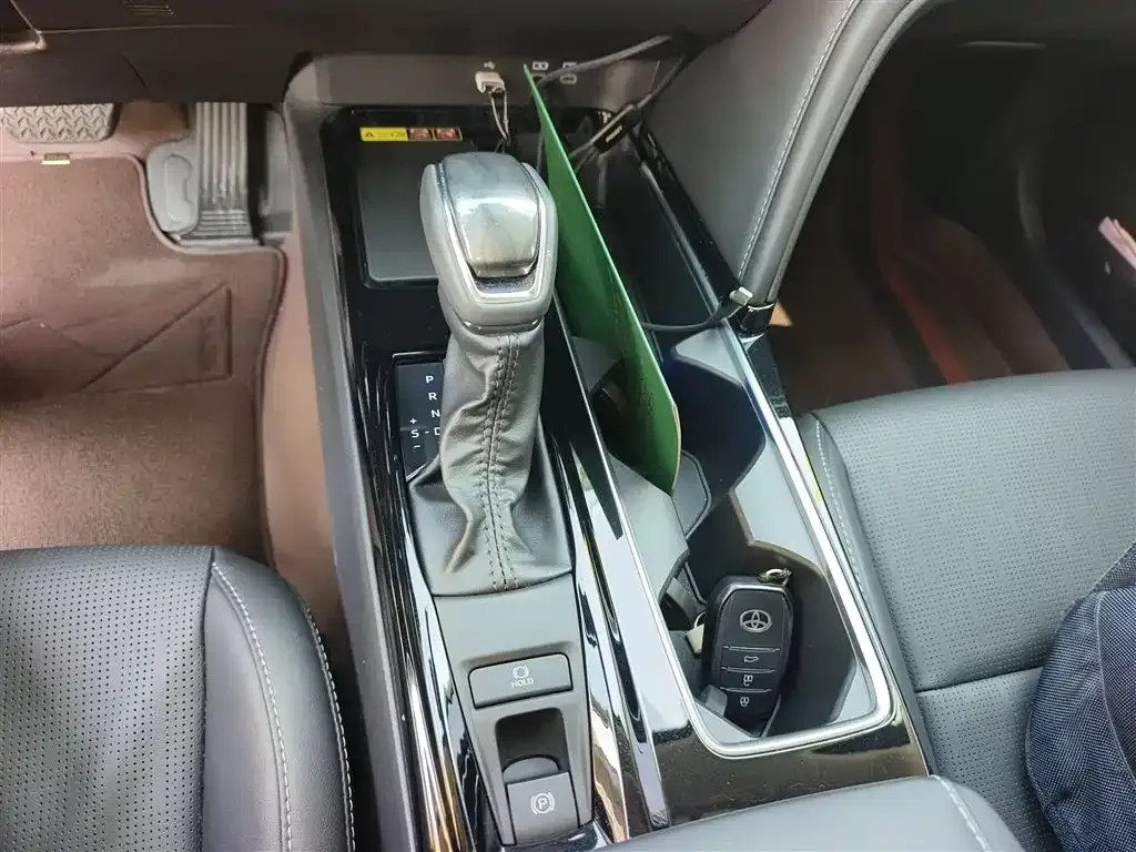 Toyota Camry 2025 из CN, фото 7