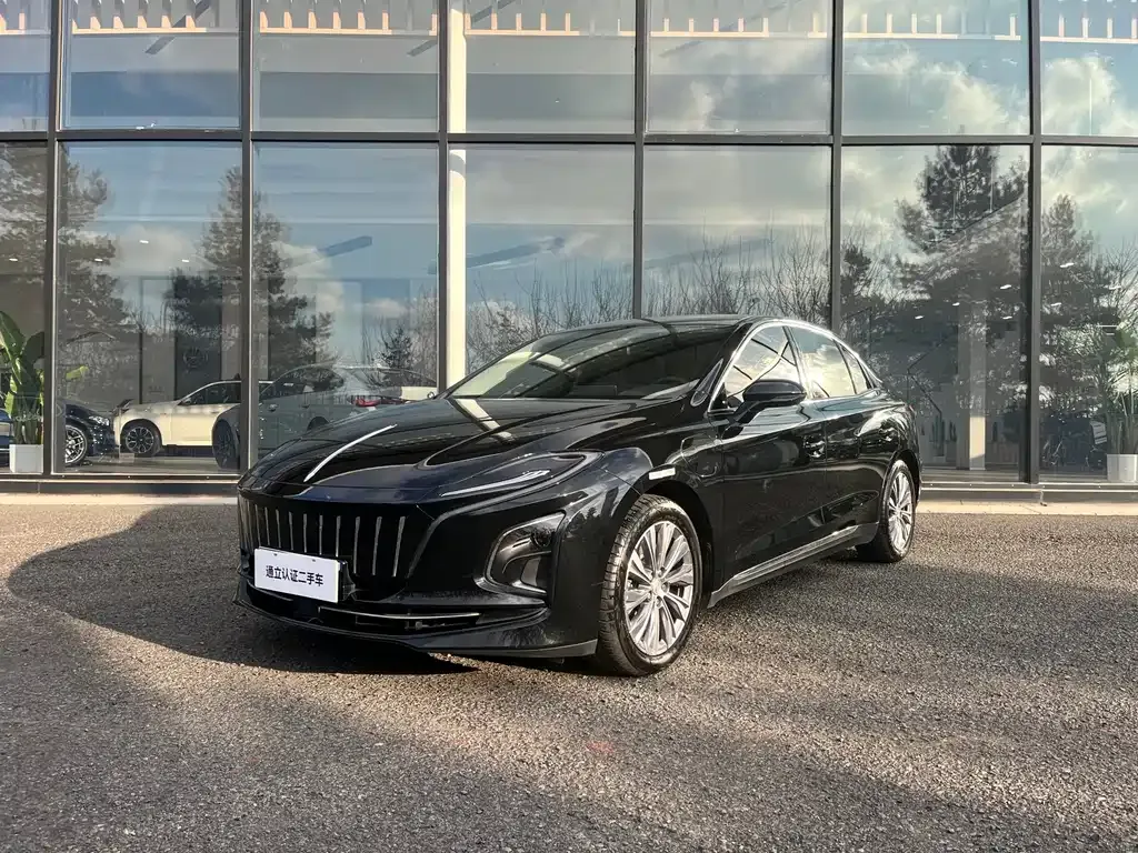 Hongqi E-QM5 2024 из CN, фото 1