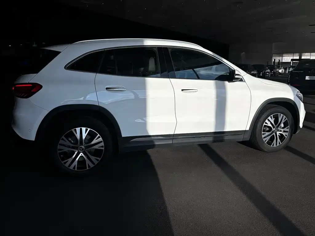 Mercedes-Benz GLA 2026 из CN, фото 2
