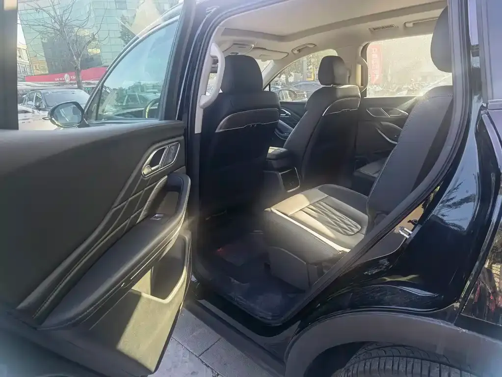 Hongqi HS7 PHEV 2025 из CN, фото 3