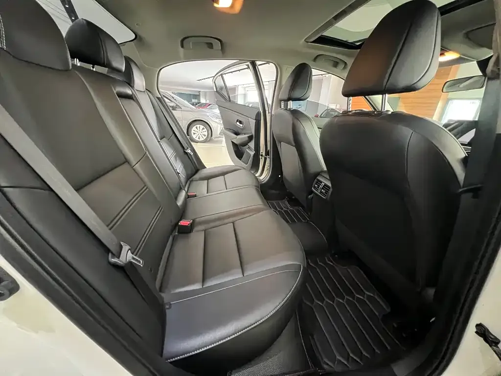 Nissan Sylphy 2022 из CN, фото 9