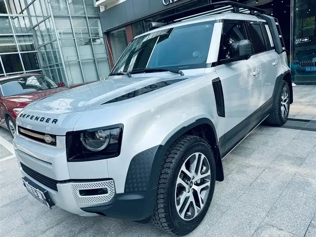 Land Rover Defender 2023 из CN, фото 1