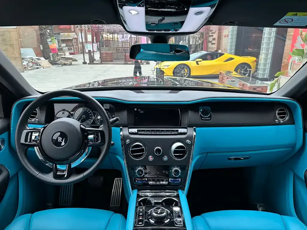 Rolls-Royce Cullinan 2022 из CN, фото 3
