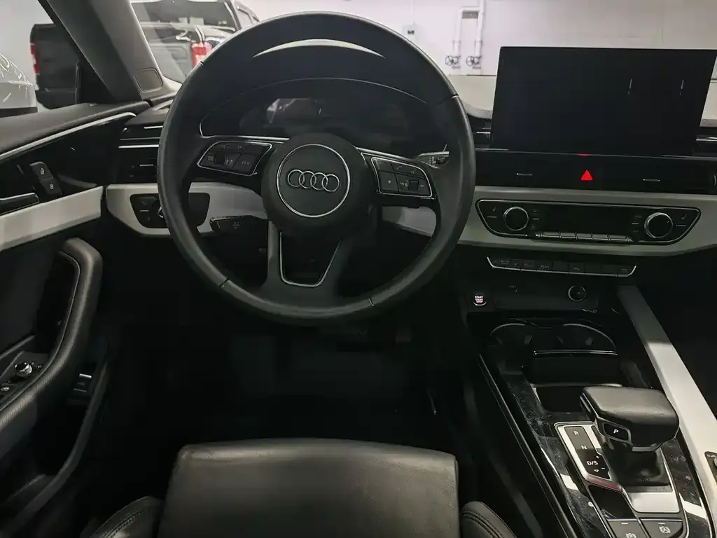 Audi A5 (Import) 2023 из CN, фото 3