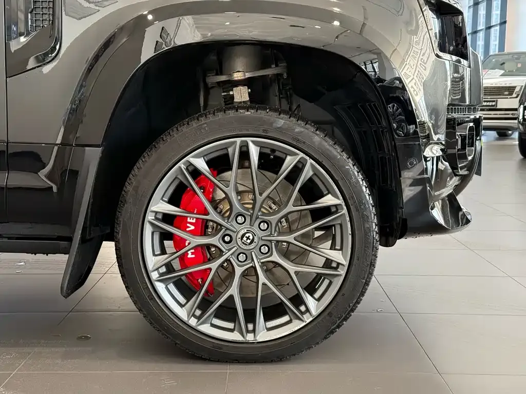 Land Rover Defender 2023 из CN, фото 3