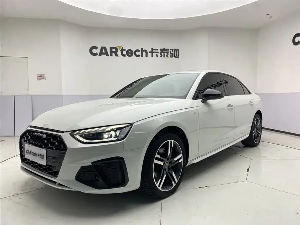 Audi A4L 2022 из CN, фото 3