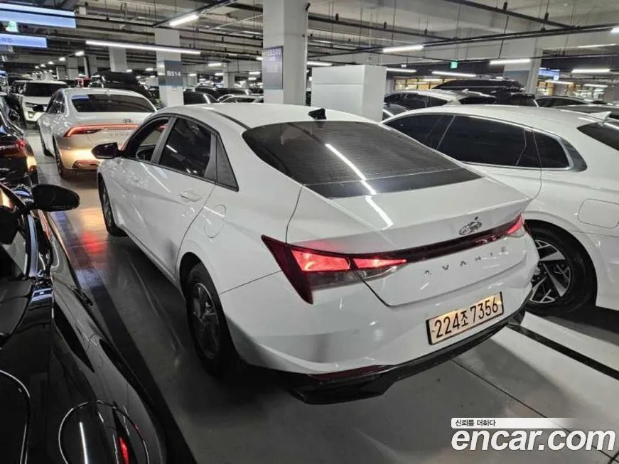 Hyundai AVANTE — фото 5