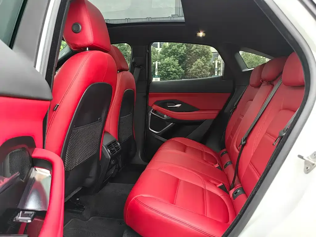 Jaguar E-PACE 2024 из CN, фото 10