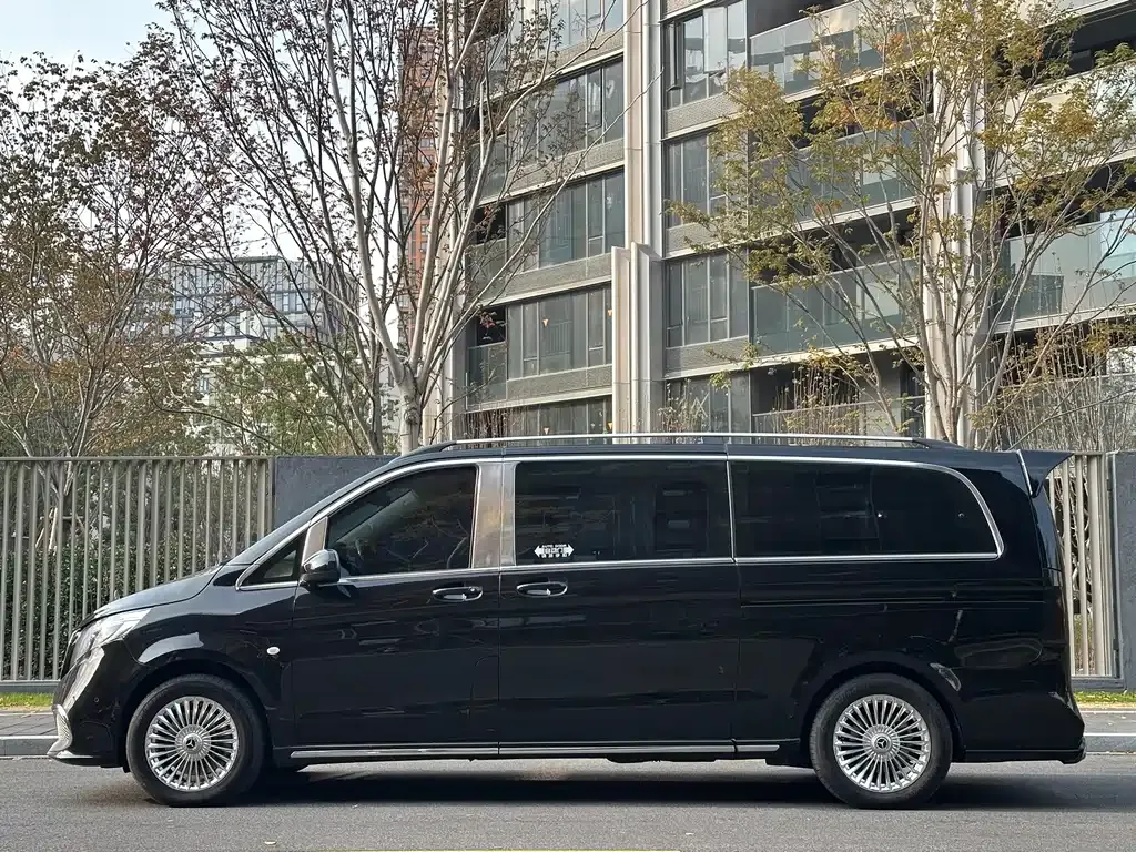 Mercedes-Benz Vito 2023 из CN, фото 7