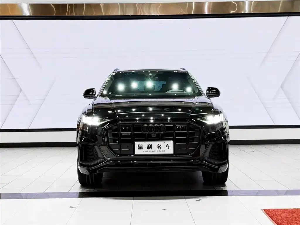 Audi Q8 2023 из CN, фото 8