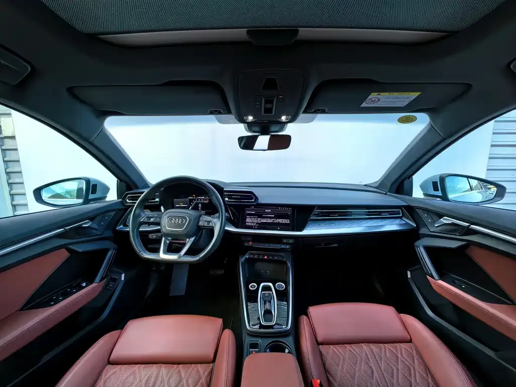 Audi A3 2024 из CN, фото 9