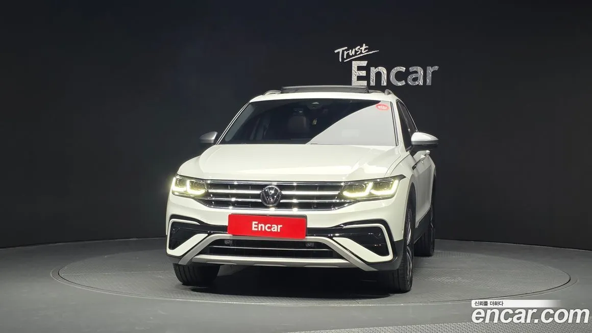 Volkswagen Tiguan 2023 из KR, фото 2