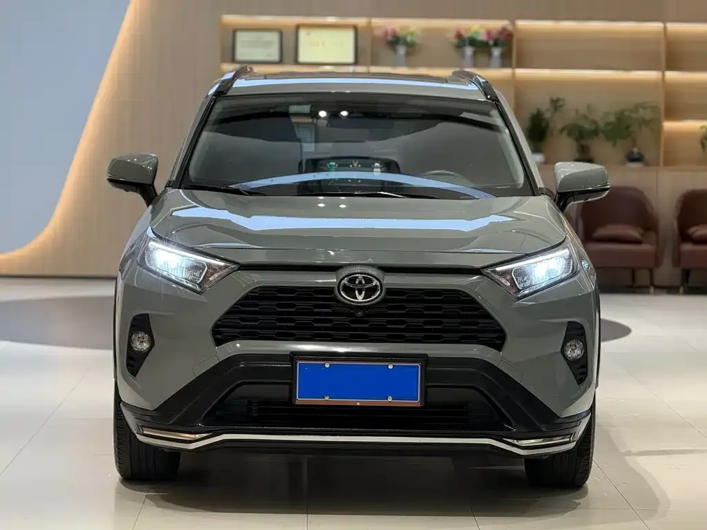 Toyota RAV4 2021 из CN, фото 3