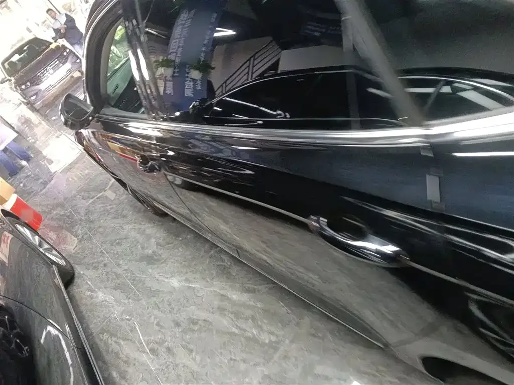 Volkswagen Passat 2023 из CN, фото 6