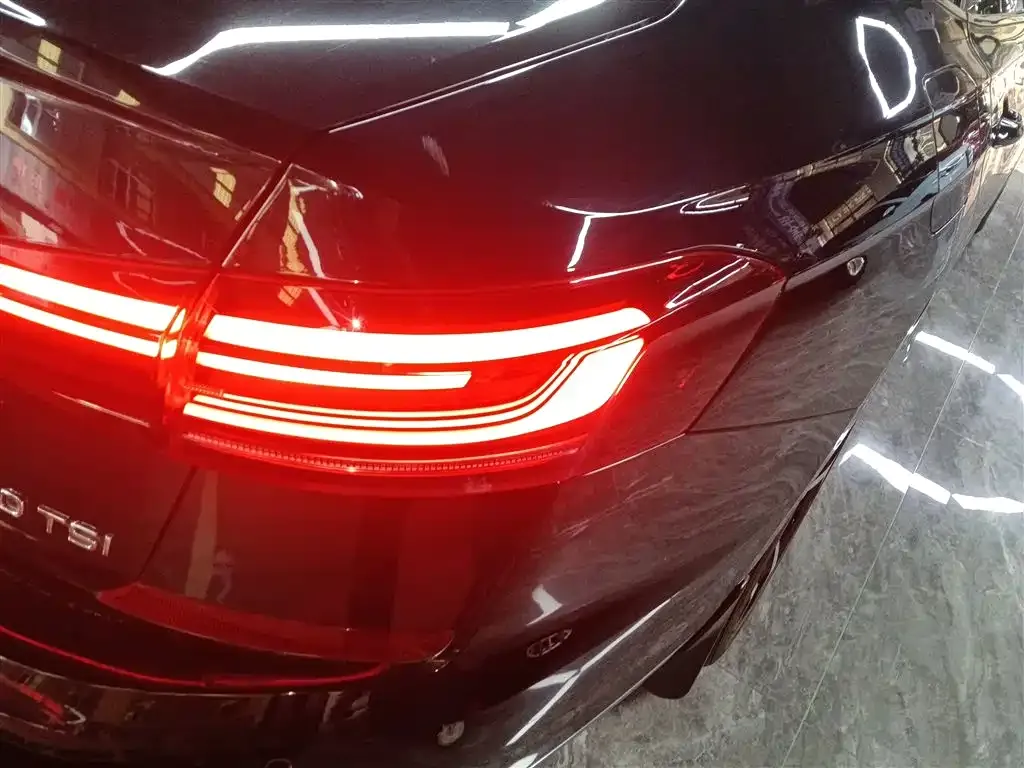 Volkswagen Passat 2023 из CN, фото 10