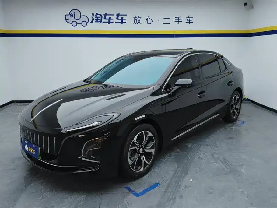 Hongqi E-QM5 2024 из CN, фото 1