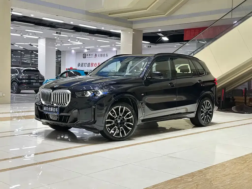BMW X5 2025 из CN, фото 1