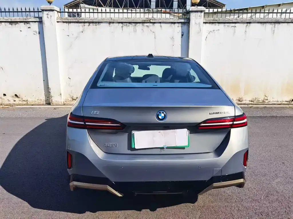 BMW i5 2024 из CN, фото 8