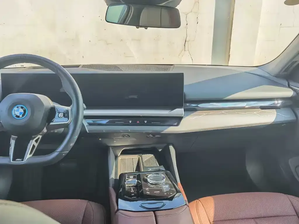 BMW i5 2024 из CN, фото 4
