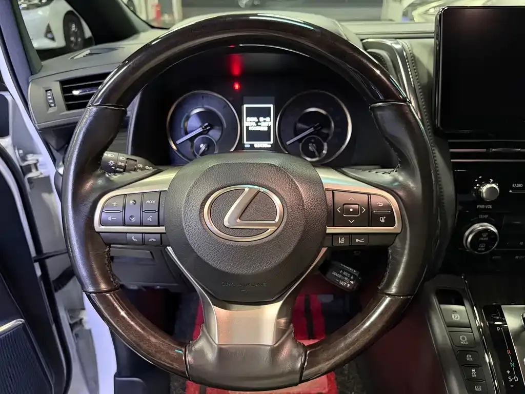 Lexus LM 2021 из CN, фото 6